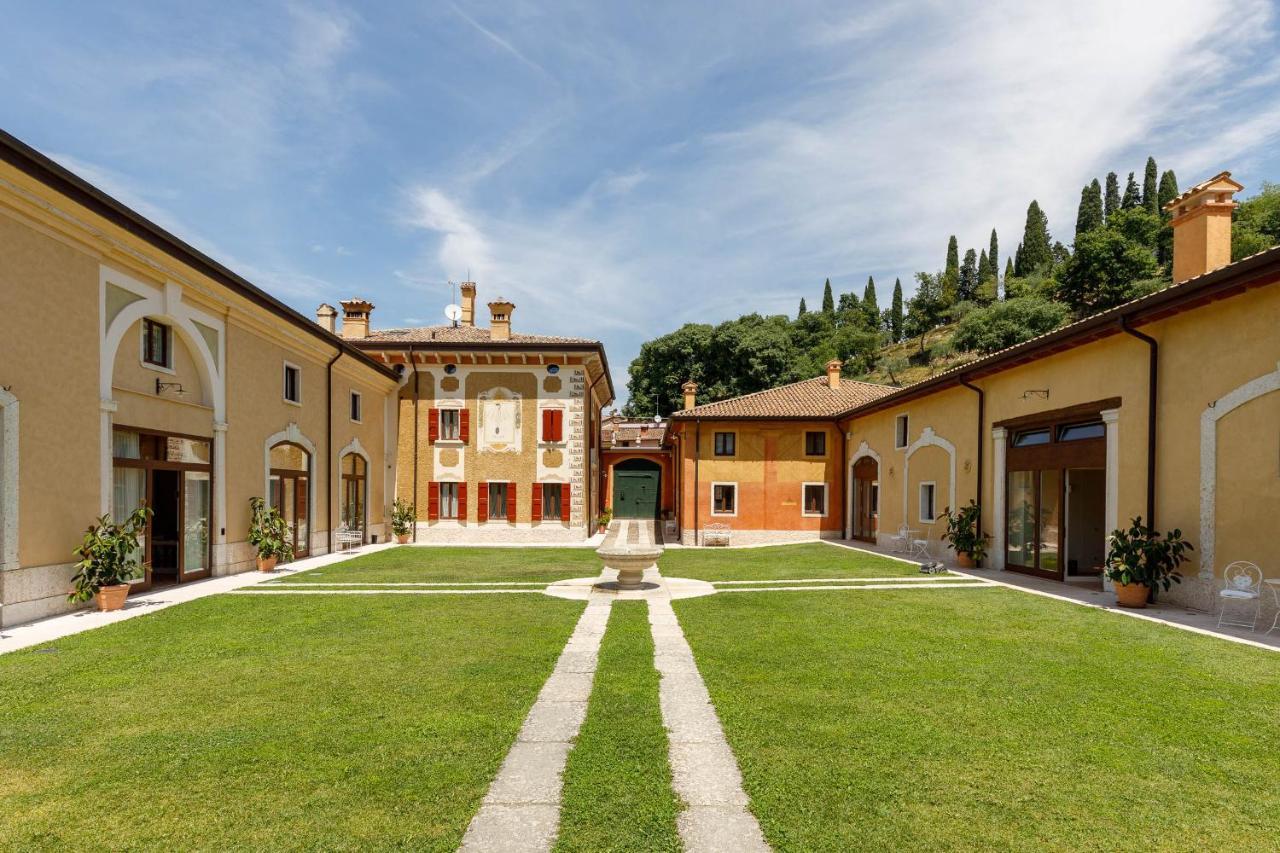 Villa Padovani Relais De Charme - Adults Only Pastrengo Kültér fotó